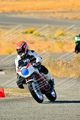 media/Nov-17-2024-Classic Track Day (Sun) [[11951c166c]]/Group 2/Session 4 (Turn 13)/